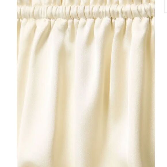 WEWOREWHAT Off-The-Shoulder Silky Maxi Dress Ivory Small - Picture 10 of 11